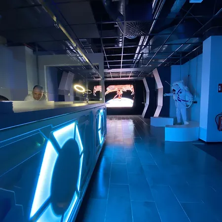 Space Night Capsule Hostel-2